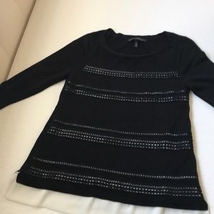 🌟White House Black Market sweater